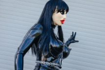 RUBBER QUEEN