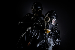 TS M. & RUBBER QUEEN